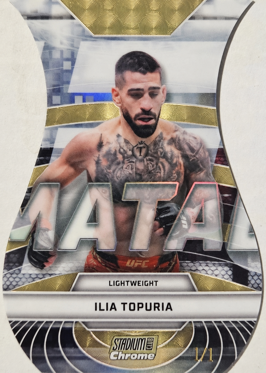 Recreación con IA de 2026 Topps Stadium Club UFC Superfractor Ilia Topuria #TVN-11 /1