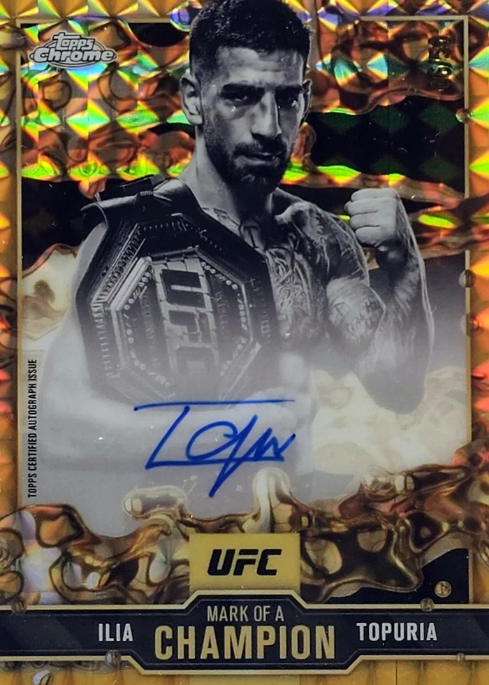 2025 Topps Chrome UFC Geometric Gold Refractor Ilia Topuria #MOC-IT /50