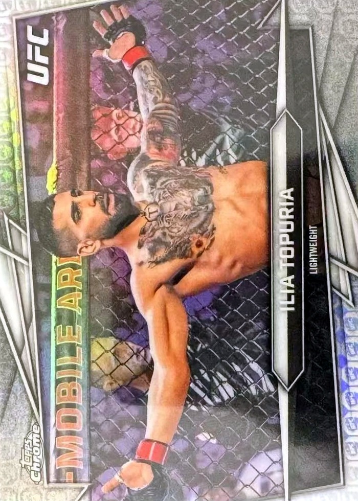 2026 Topps Chrome UFC UFC Glove Refractor Ilia Topuria #1
